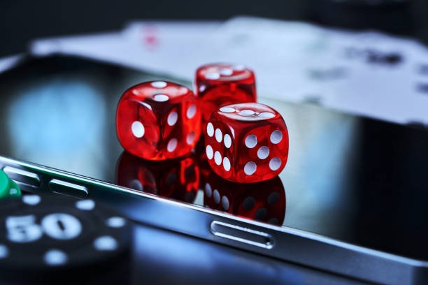 qq8821 link mobile interface displaying live-dealer blackjack streams